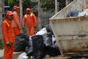 CONTENEDOR DE BASURA SERVIASEO