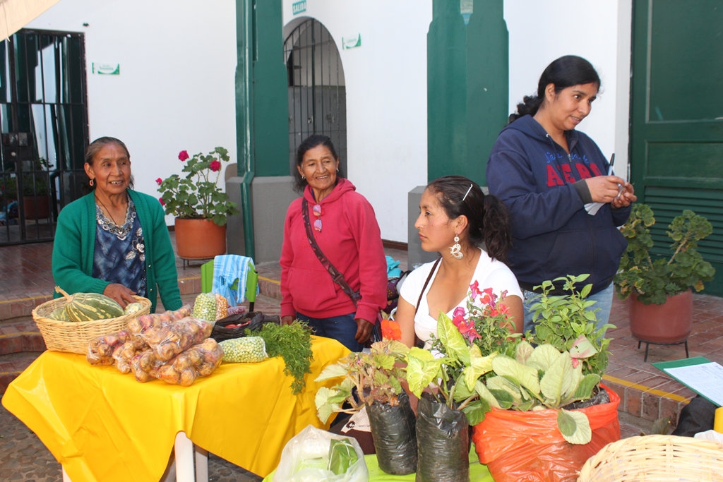 MERCADO ORGANICO EN EL ACUEDUCTO DE POPAYAN 7
