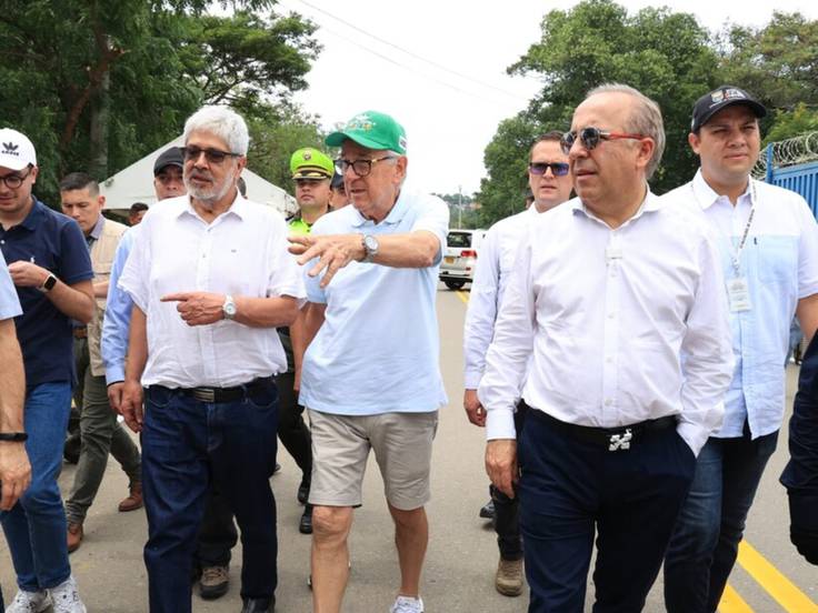 Apertura Frontera