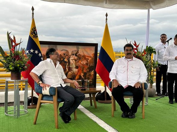 Petro y Maduro